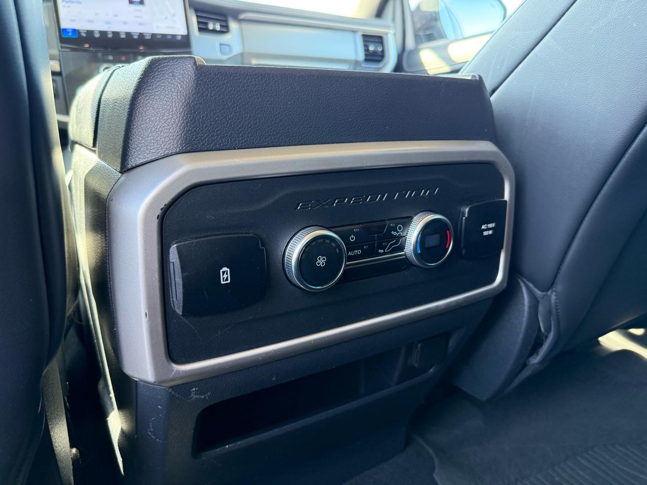 Ford Expedition XLT 4x4 2023