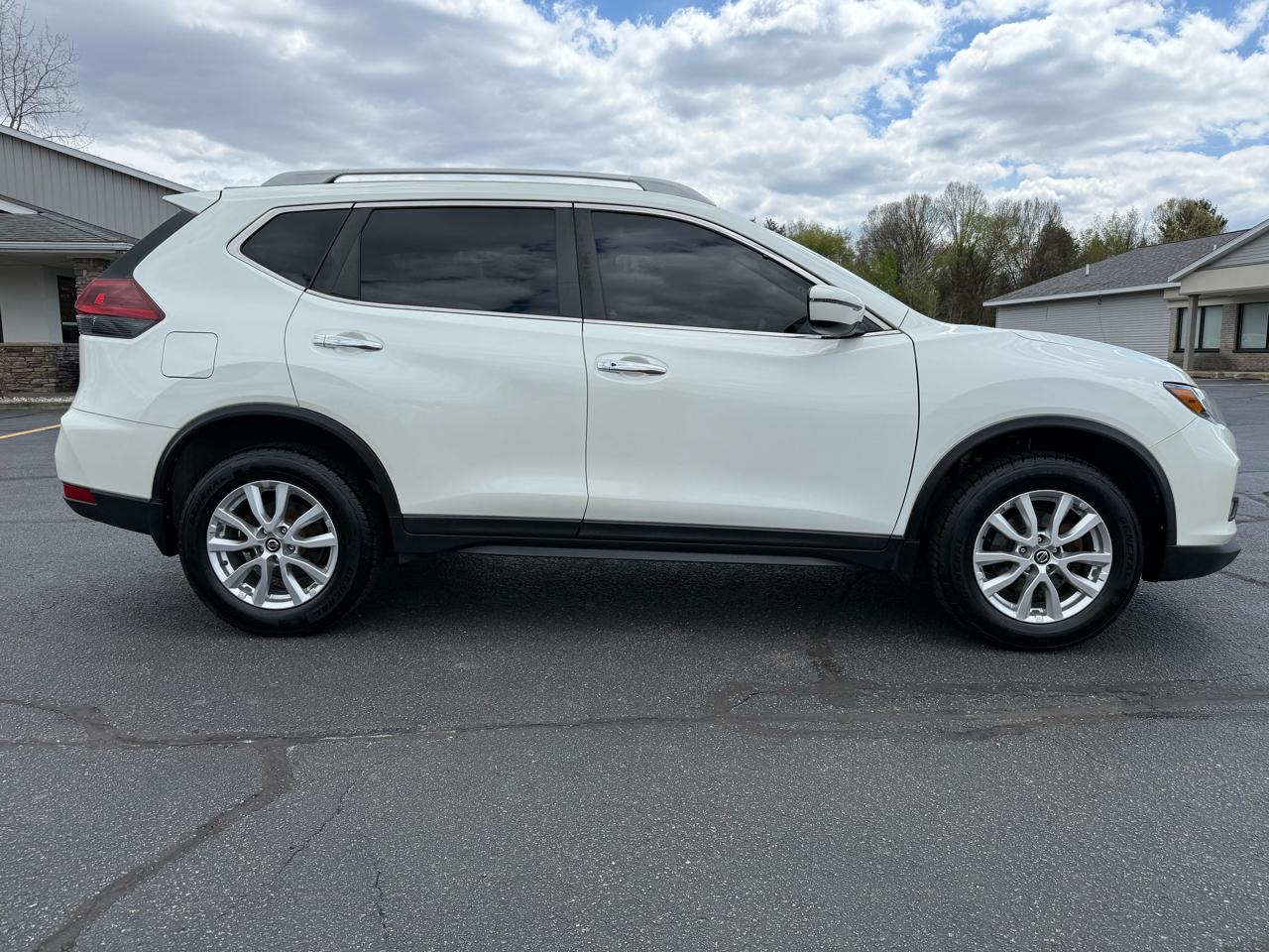 Nissan Rogue AWD SV 2020