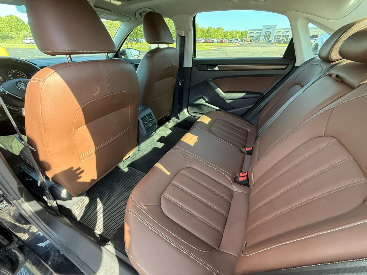 Volkswagen Passat 2.0T SEL Auto 2020