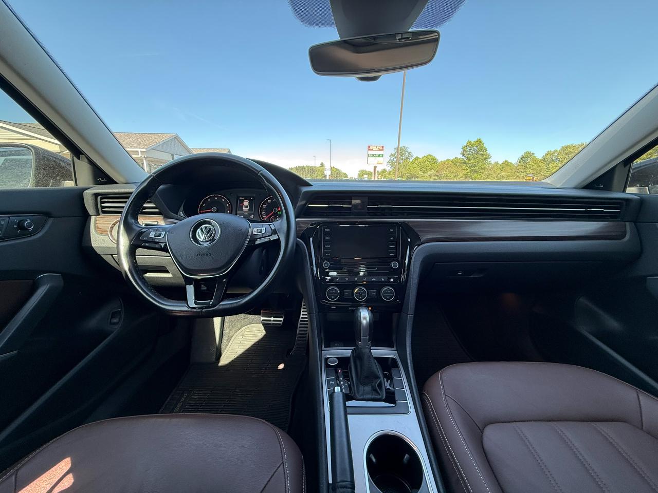 Volkswagen Passat 2.0T SEL Auto 2020