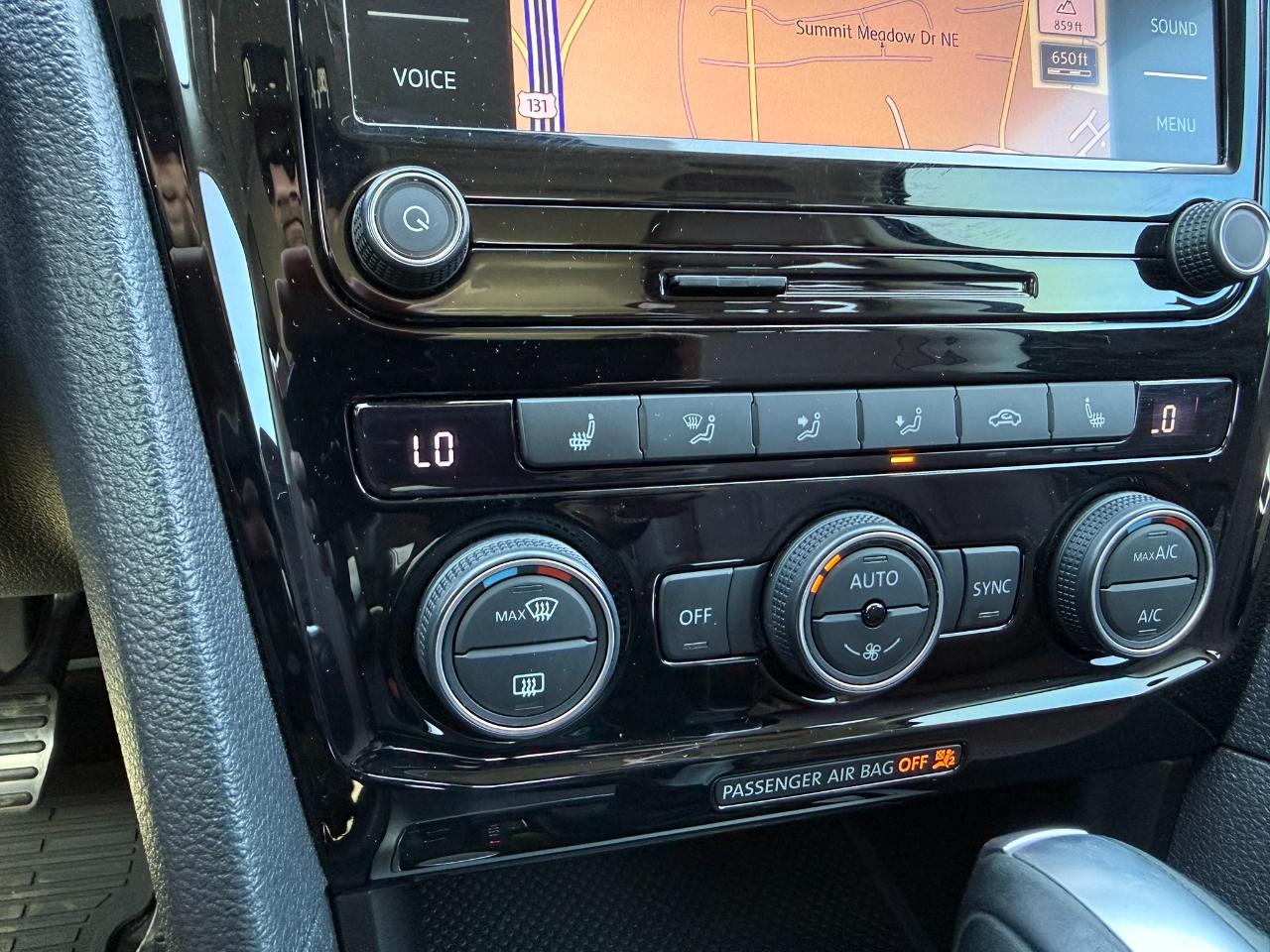 Volkswagen Passat 2.0T SEL Auto 2020