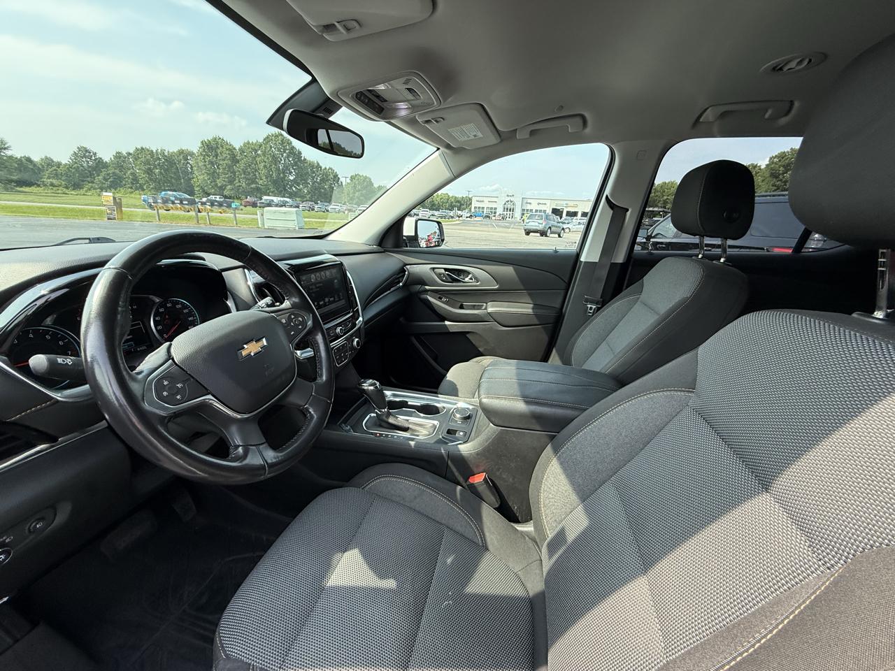 Chevrolet Traverse AWD 4dr LT Cloth w/1LT 2018