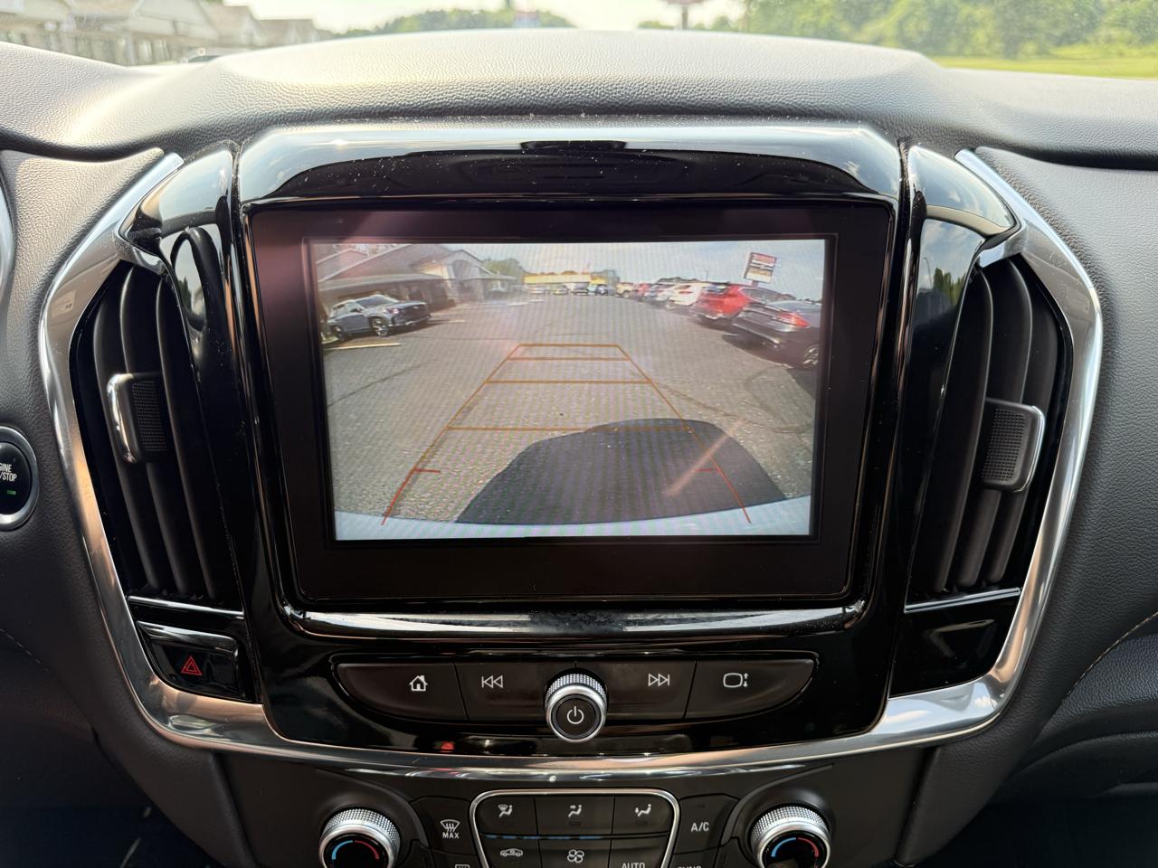 Chevrolet Traverse AWD 4dr LT Cloth w/1LT 2018