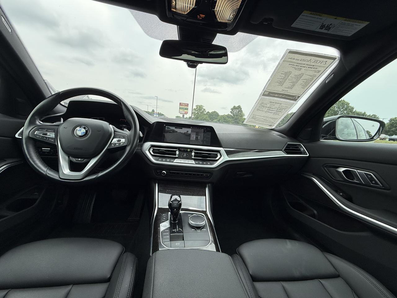 BMW 3 Series 330i xDrive Sedan 2020