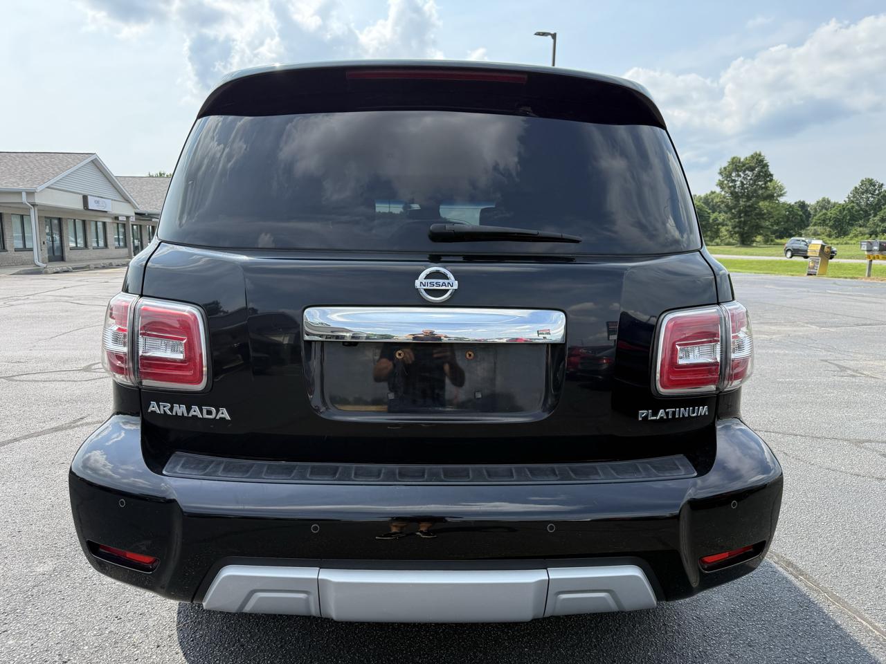 Nissan Armada 4x4 Platinum 2017