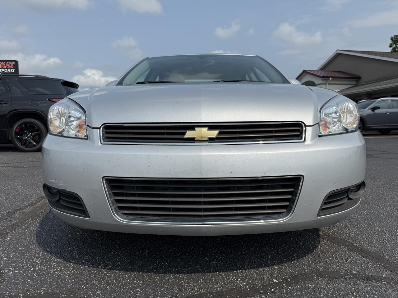 Chevrolet Impala 4dr Sdn LT Retail 2011