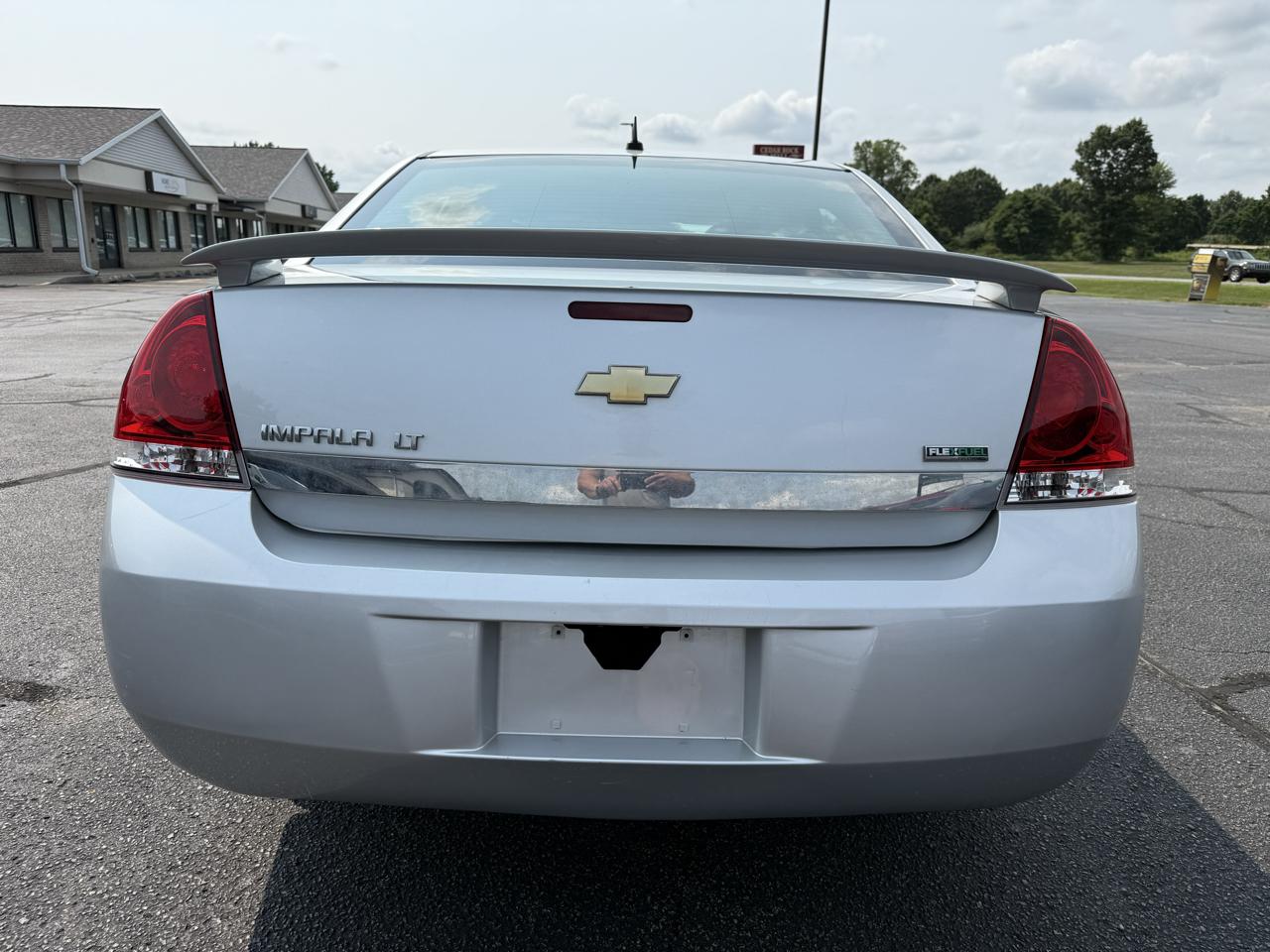 Chevrolet Impala 4dr Sdn LT Retail 2011