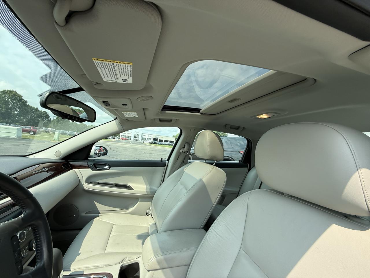 Chevrolet Impala 4dr Sdn LT Retail 2011