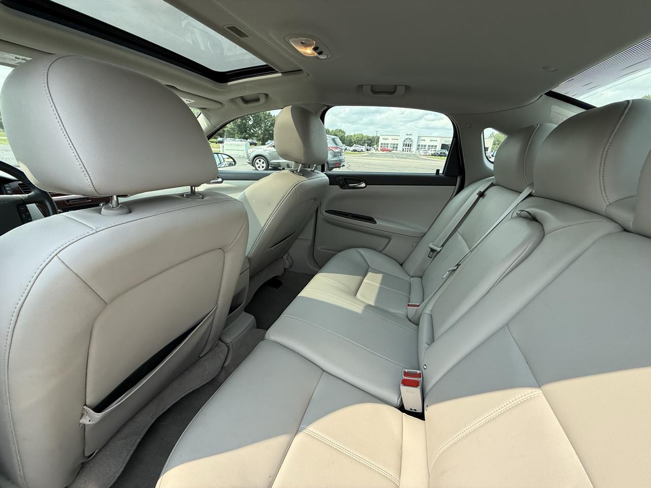 Chevrolet Impala 4dr Sdn LT Retail 2011