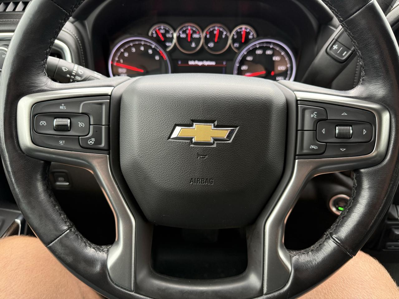 Chevrolet Silverado 1500 4WD Crew Cab 147" LT w/1LT 2021