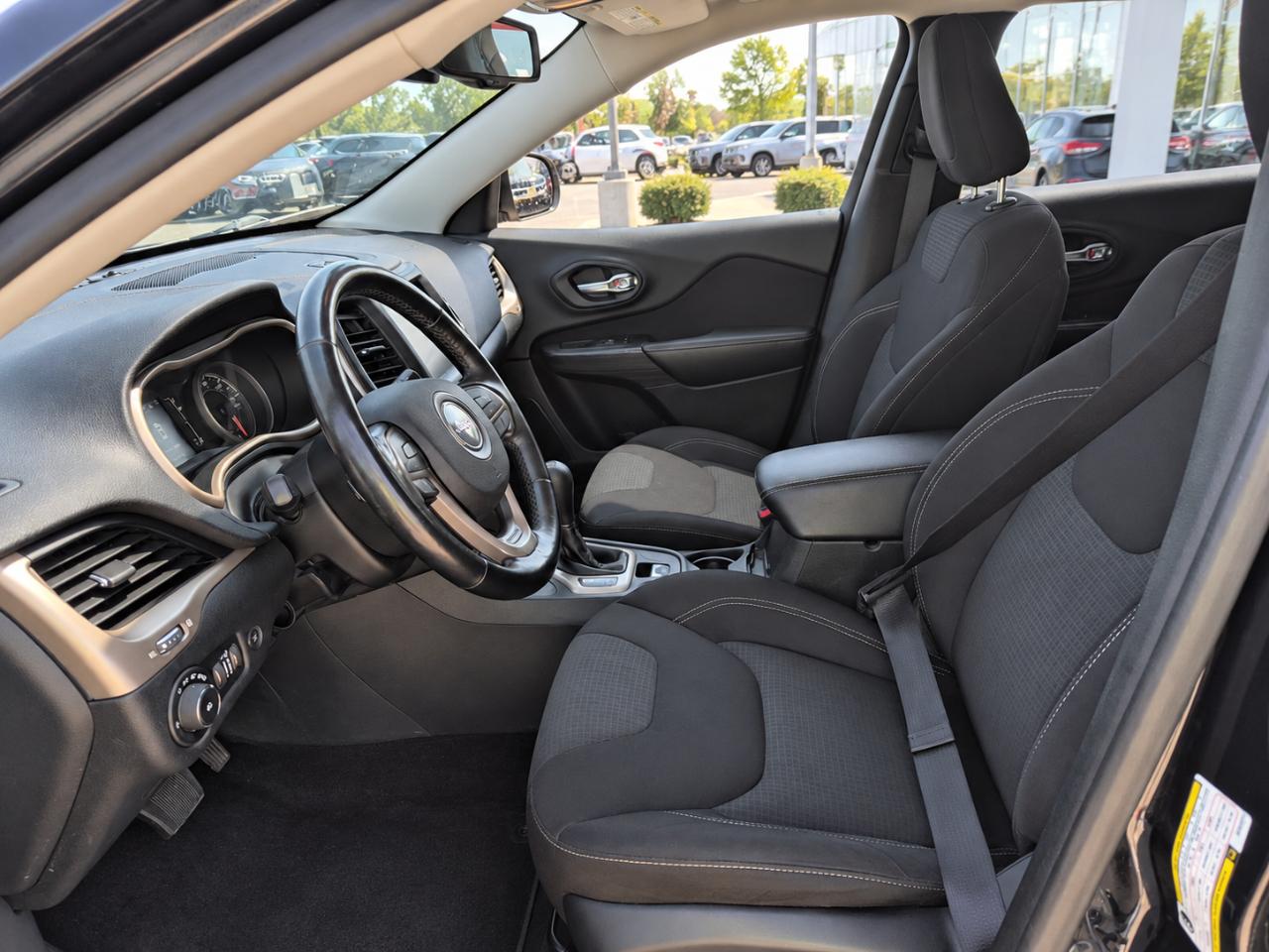Jeep Cherokee 4WD 4dr Latitude 2016