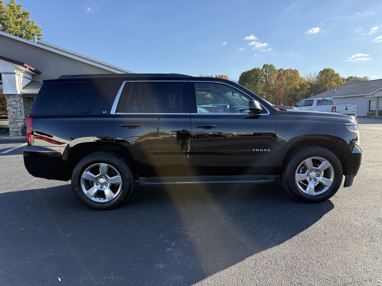 Chevrolet Tahoe 4WD 4dr LT 2018
