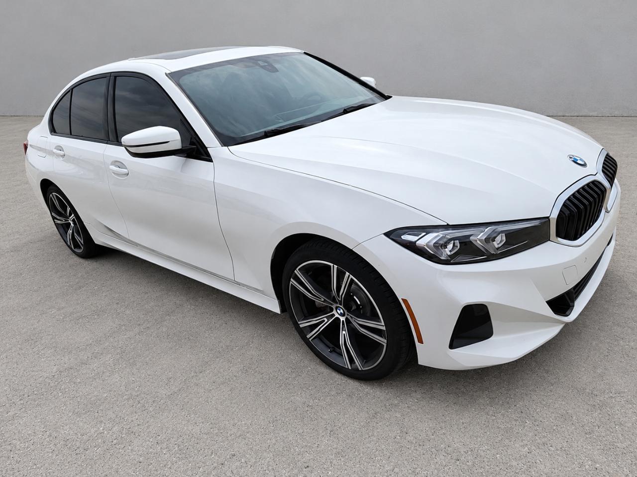 BMW 3 Series 330i xDrive Sedan 2023