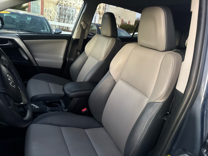 Toyota RAV4 Limited AWD 2014