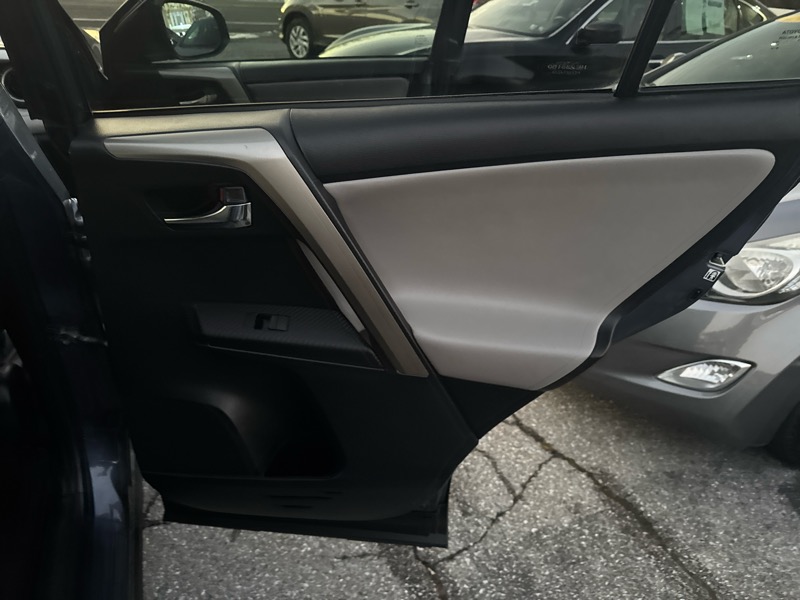 Toyota RAV4 Limited AWD 2014