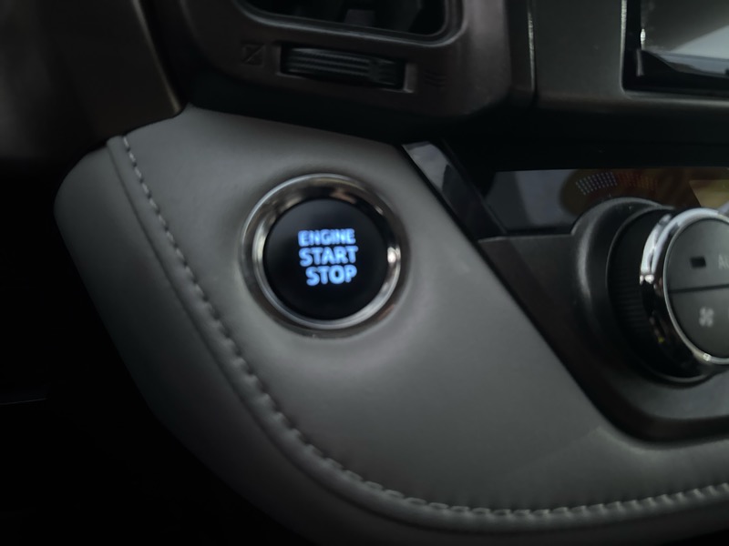 Toyota RAV4 Limited AWD 2014