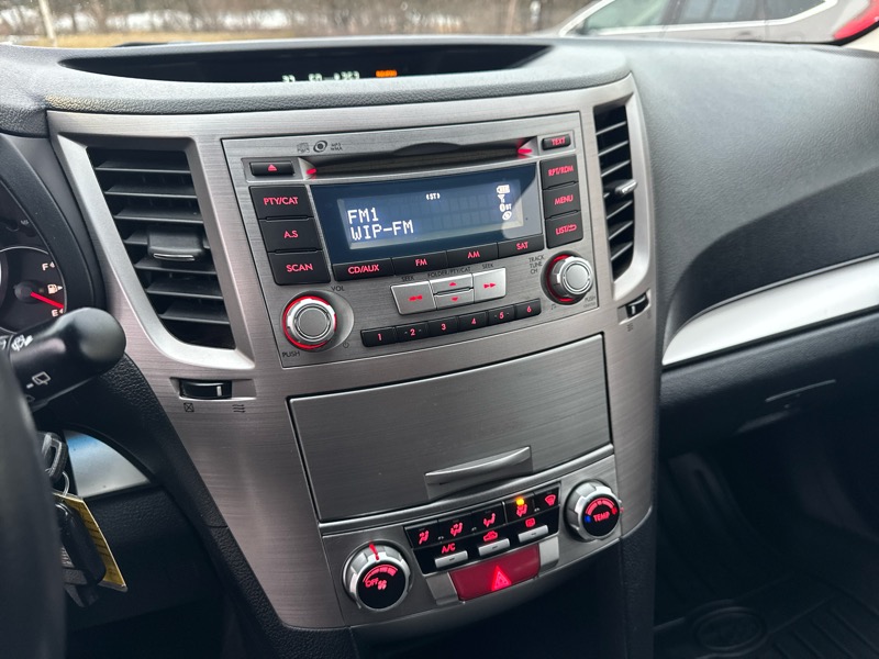 Subaru Outback 2.5i Premium 2013