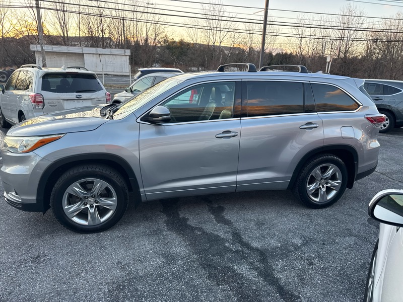 Toyota Highlander Platinum AWD V6 2015
