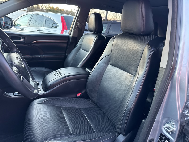 Toyota Highlander Platinum AWD V6 2015