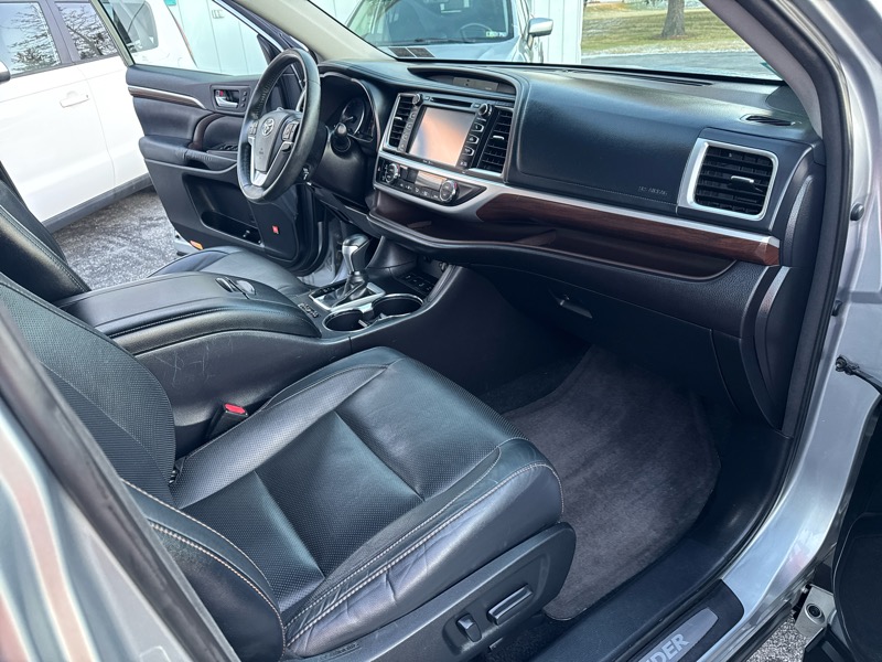 Toyota Highlander Platinum AWD V6 2015