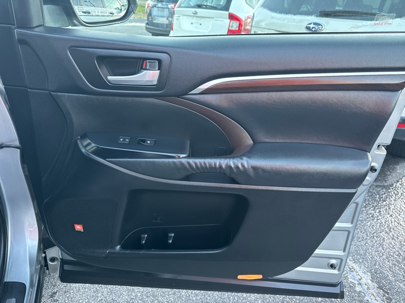 Toyota Highlander Platinum AWD V6 2015