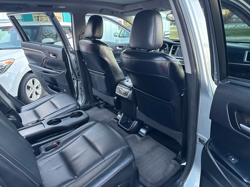 Toyota Highlander Platinum AWD V6 2015