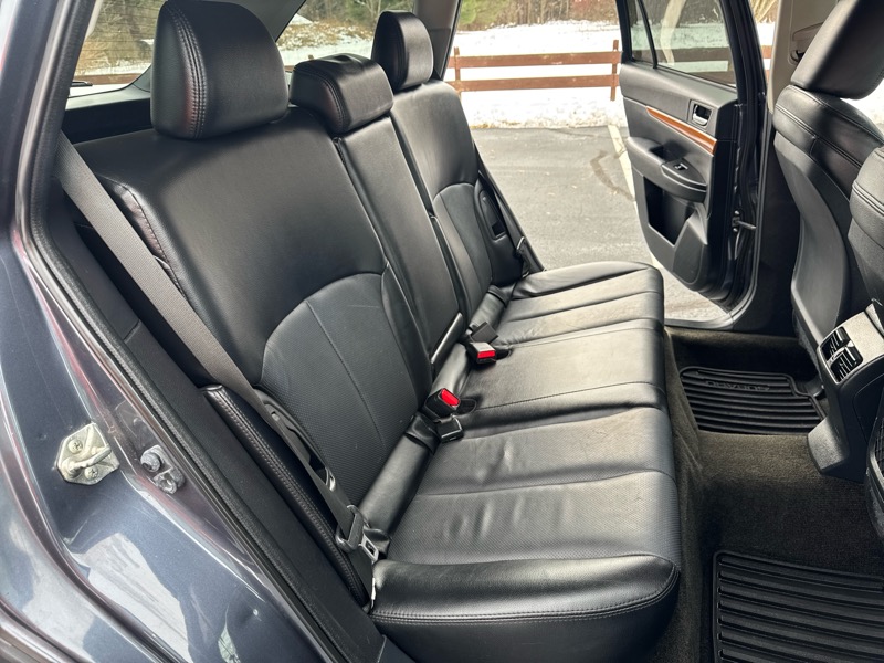 Subaru Outback 2.5i Limited 2014