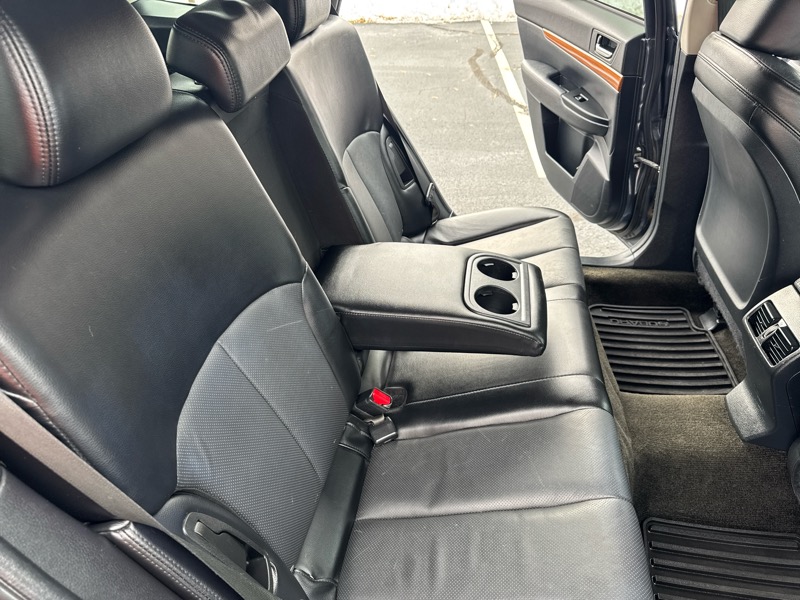 Subaru Outback 2.5i Limited 2014