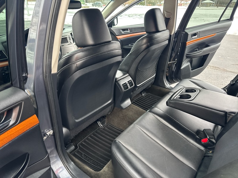 Subaru Outback 2.5i Limited 2014