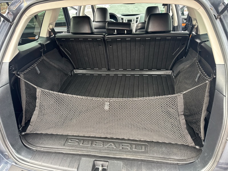 Subaru Outback 2.5i Limited 2014