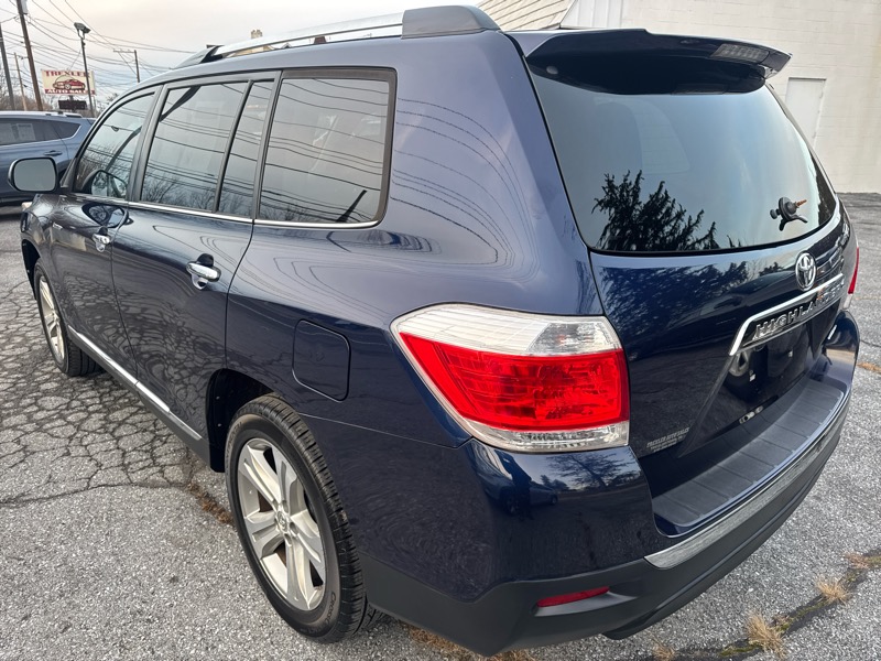 Toyota Highlander Limited 4WD 2013