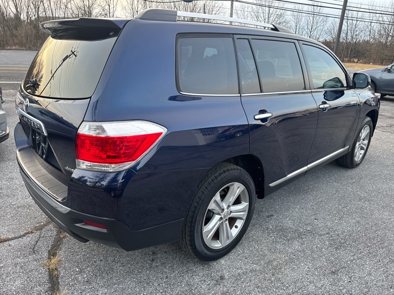 Toyota Highlander Limited 4WD 2013
