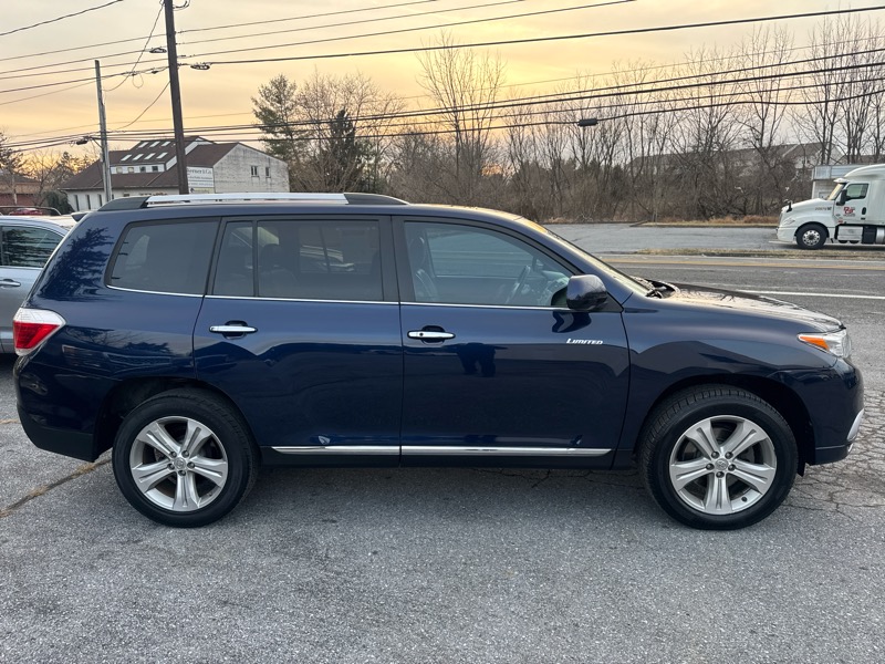 Toyota Highlander Limited 4WD 2013