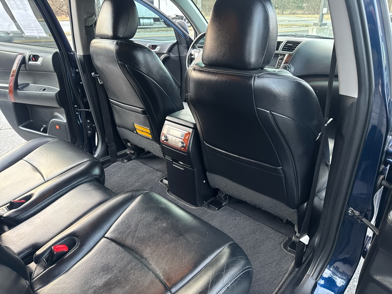 Toyota Highlander Limited 4WD 2013