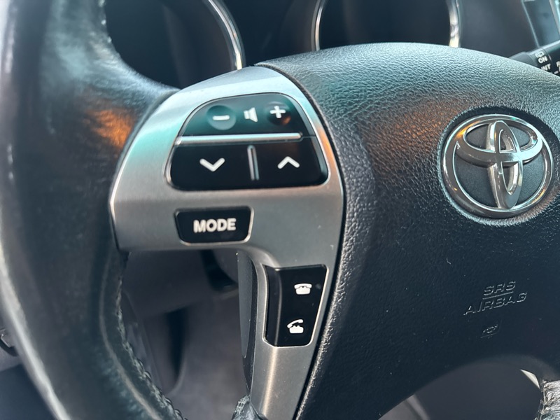 Toyota Highlander Limited 4WD 2013