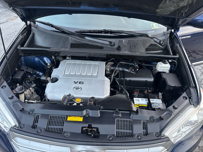 Toyota Highlander Limited 4WD 2013