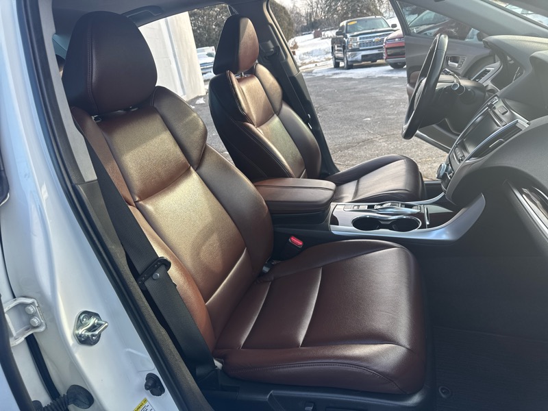 Acura TLX 3.5L FWD 2016