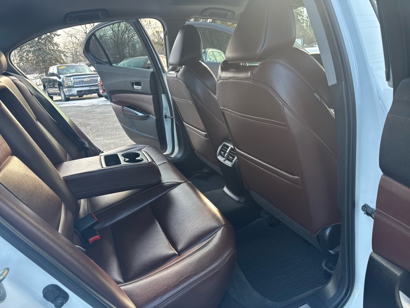 Acura TLX 3.5L FWD 2016