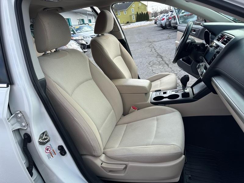 Subaru Outback 2.5i Premium 2016