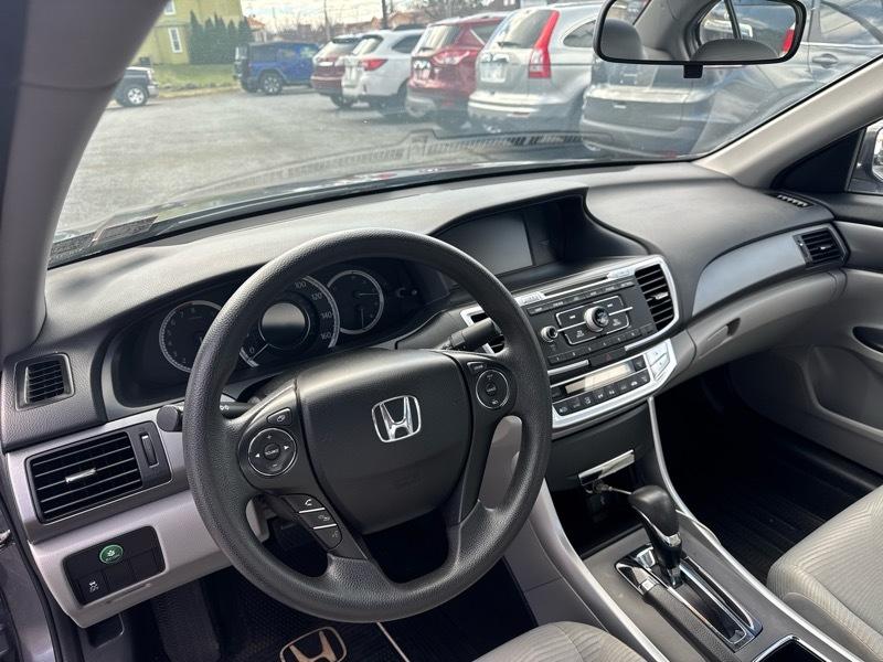 Honda Accord LX 4-Door Sedan 2014