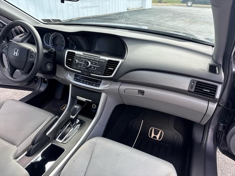 Honda Accord LX 4-Door Sedan 2014