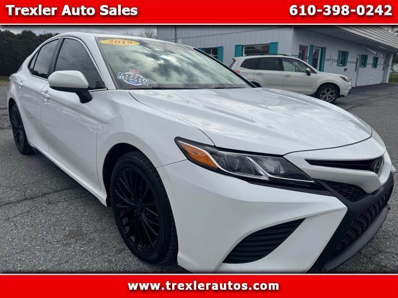 2018 Toyota Camry SE 4D Sedan