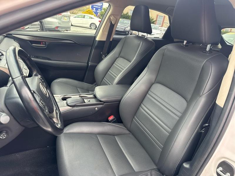 Lexus NX 200t AWD 2017