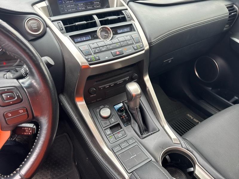 Lexus NX 200t AWD 2017