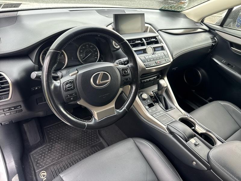Lexus NX 200t AWD 2017