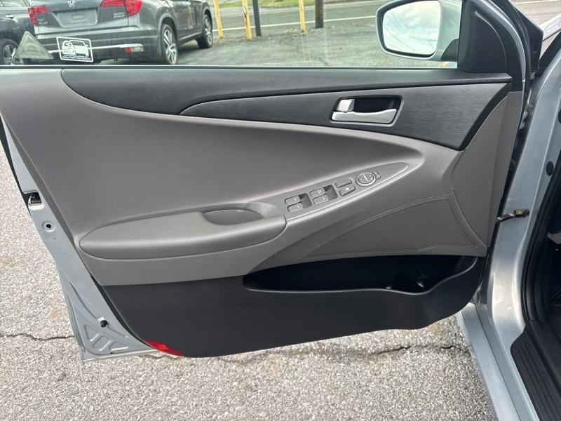 Hyundai Sonata GLS Auto 2011