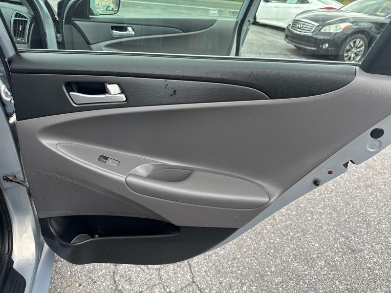 Hyundai Sonata GLS Auto 2011