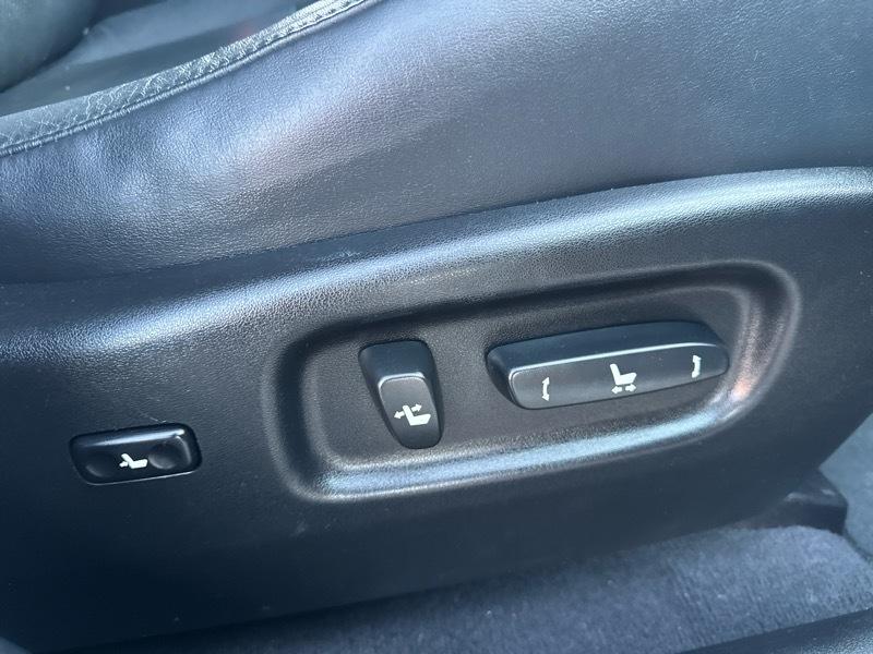 Lexus RX 350 4D SUV AWD 2012