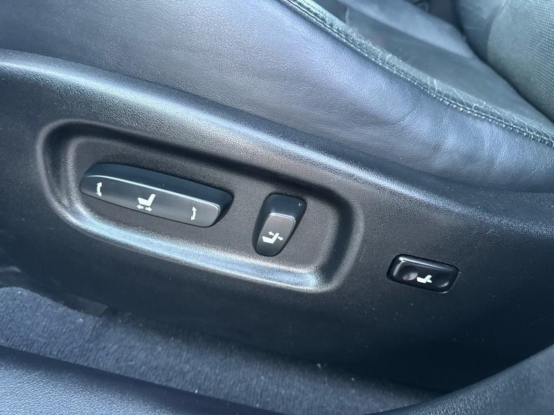 Lexus RX 350 4D SUV AWD 2012