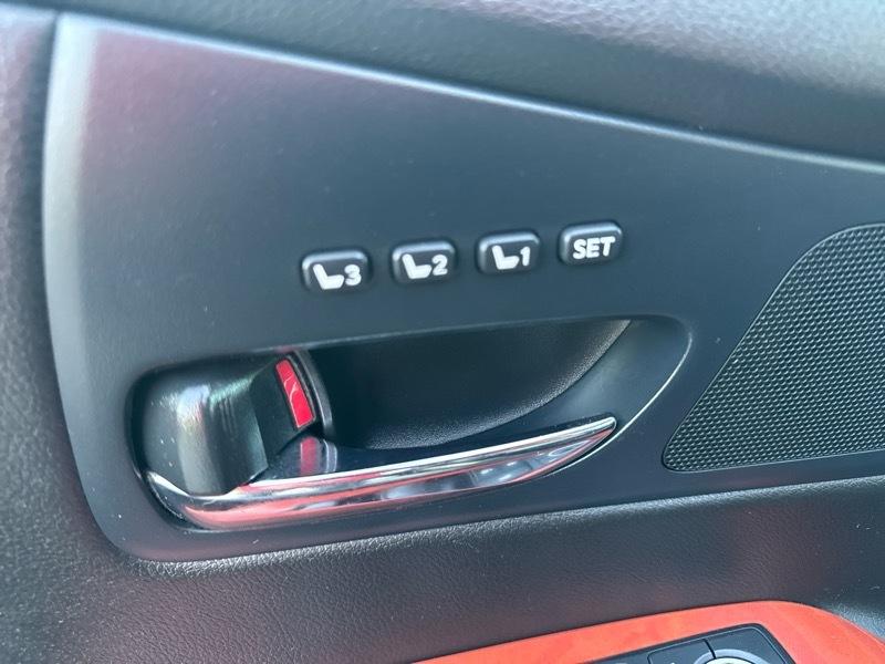 Lexus RX 350 4D SUV AWD 2012